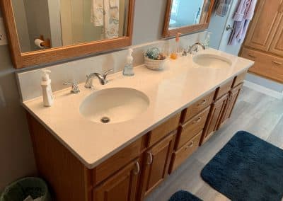 white bathroom granite